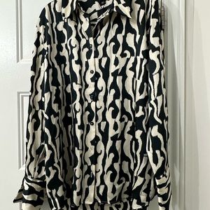 River Island Boyfiend Satin Black & White (off white) blouse - new with tags! -